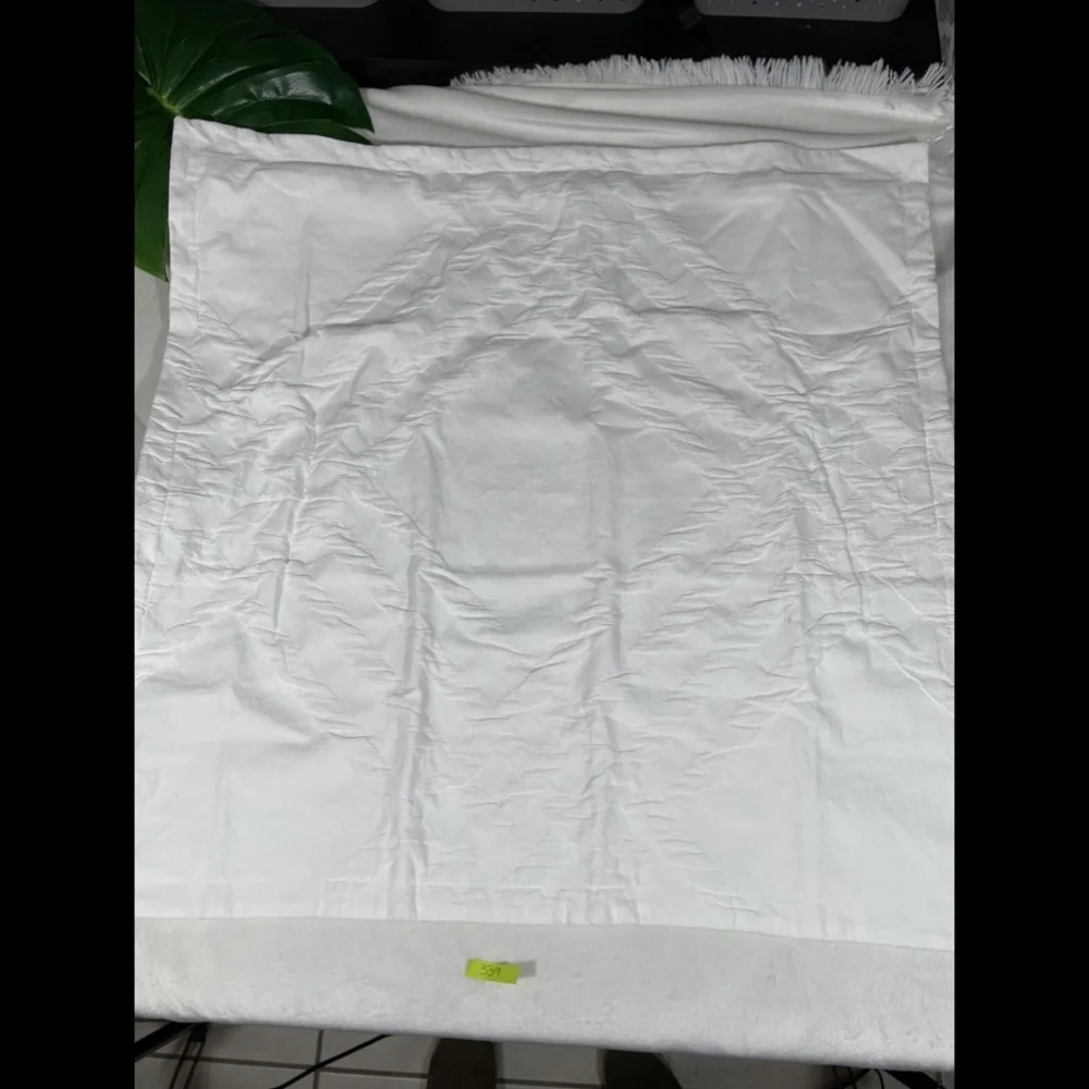 NIB Hotel‎ Collection Locked Geo (1) Euro Sham